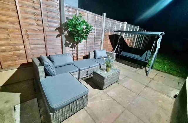Modern 3bed garden house in croydon, london ,uk