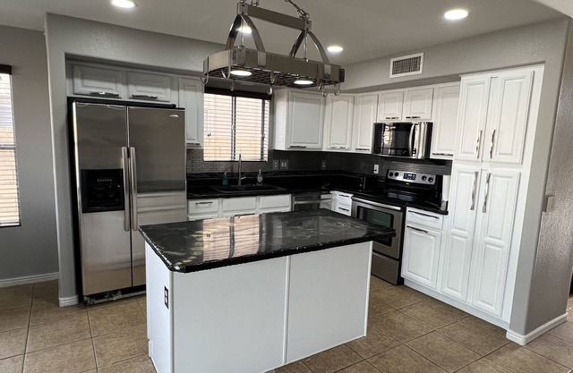 Modern 4 Bedroom Home with Pool