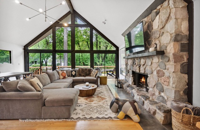 Modern A-Frame Cabin + Hot Tub + Golf Cart. Amenities Galore!