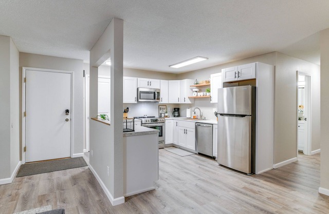 Modern Anchorage Apartment Near Hospitals!