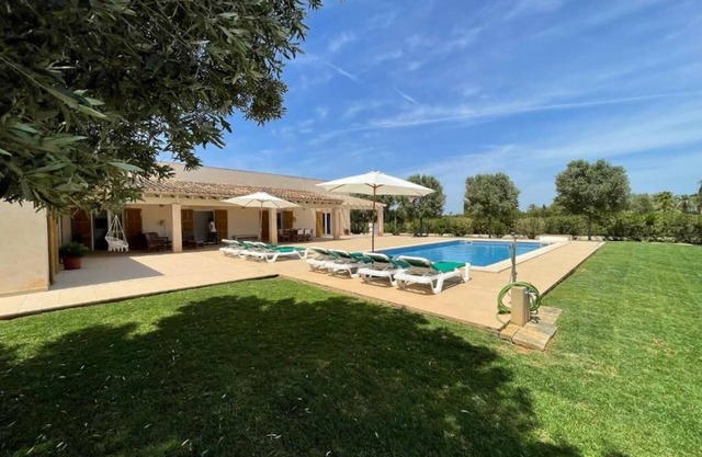 Modern and comfortable house close to the best beaches