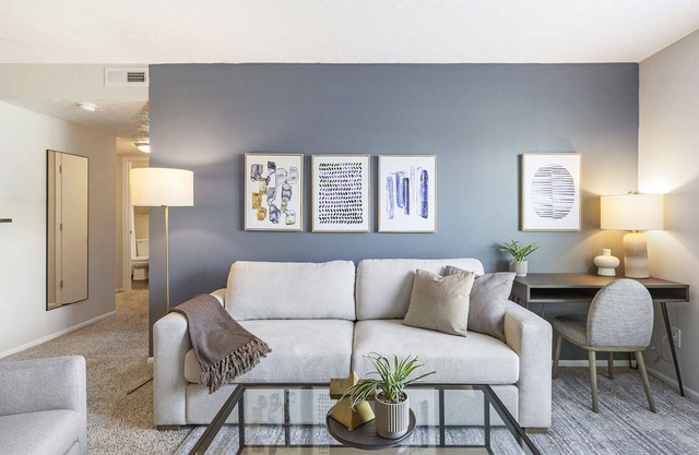 Modern Apartment in Prime Location (ID9312X14)