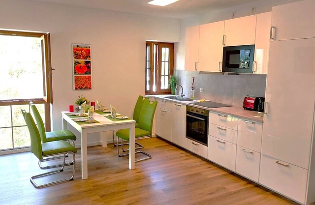 Modern Apartment In Central Location