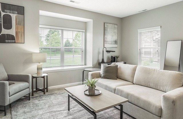 Modern Apartment in Prime Location (ID9540X31)