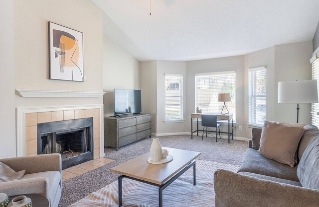 Modern Apartment in Prime Location (ID9350X48)