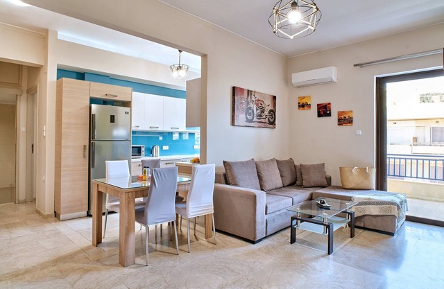 Modern Apartment, just 70 meters from the sea!