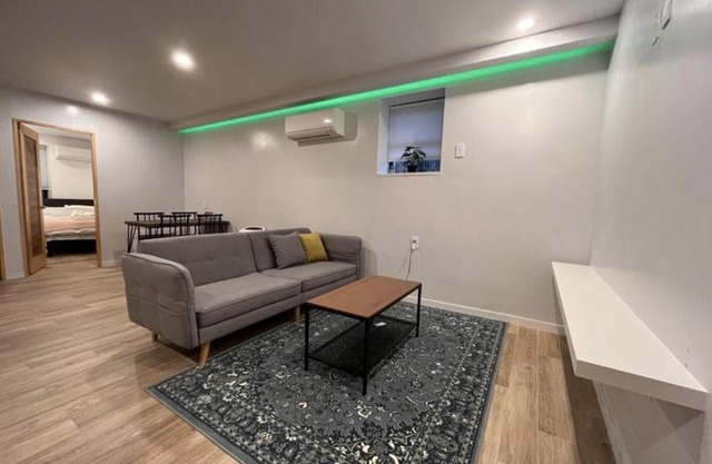 Modern Apartment - Relocation & Business Stay