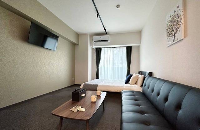 Modern Apt City Center for 3Ppl
