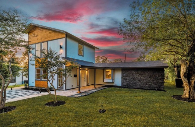 Modern Base - Lackland Delight