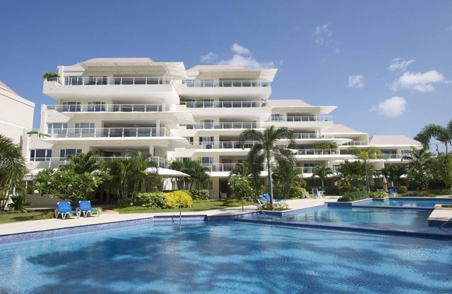 Modern Beachfront Luxury with Pool - Palm Beach 110
