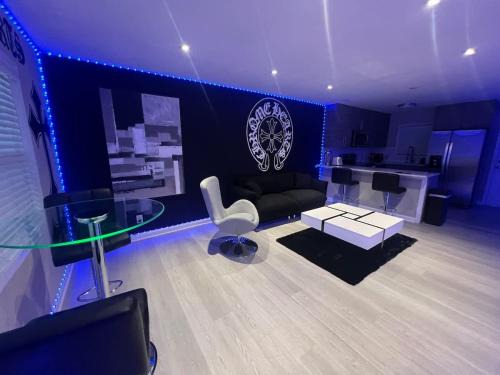 Modern Chrome Heart Haven - Fireplace Bed