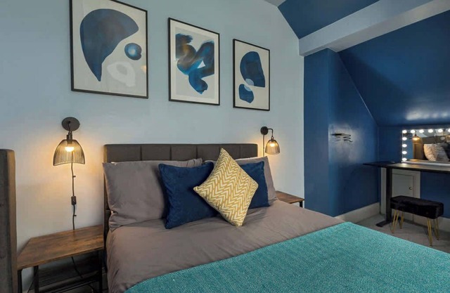 Modern Comfort★500mb BBand Speed★Near City & Peaks