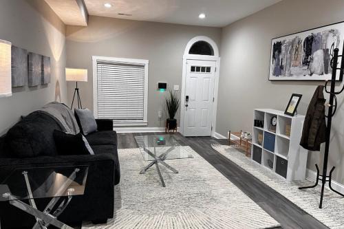 Modern Comfort in Historic East Baltimore Stylish 3BR Row Home