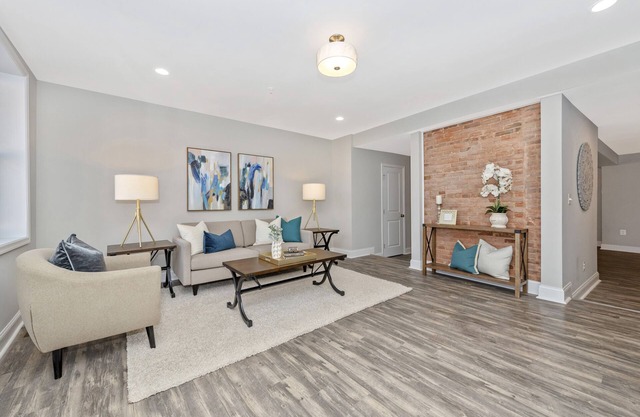 *Modern Condo In Downtown Frederick*