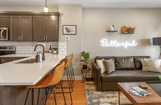 Modern condo in the heart of Uptown Butte. - Unit A