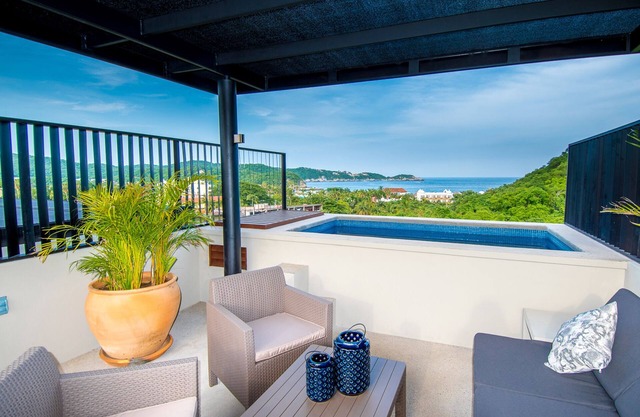 Modern condo w/private terrace and plunge pool