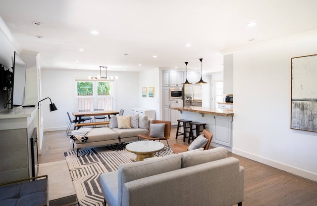 Modern Designer Home in Palo Alto