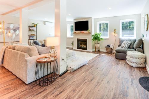 Modern Gem on 15 Acres, 5 Mi to Old Orchard Beach!
