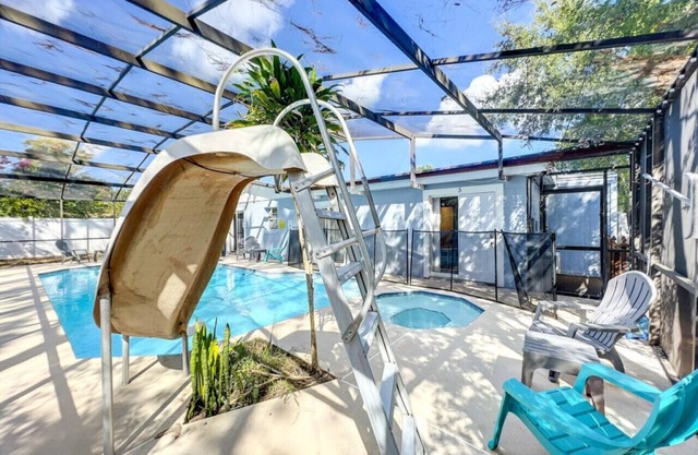 Modern Haven Near Downtown Orlando