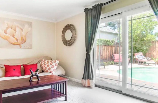 Modern little poolside house By Downtown Mountain View!