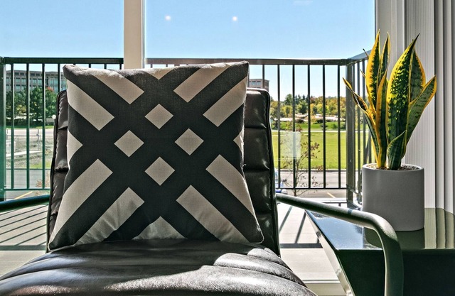 Modern Living 1BR in Warrenville