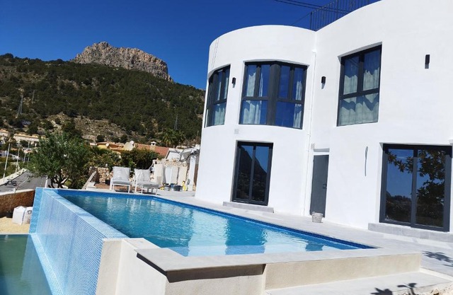Modern luxury villa Paradise