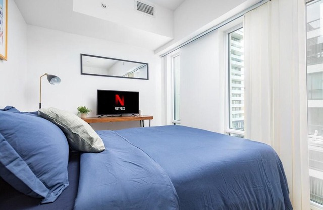 Modern Micro Studio in Heart of Downtown