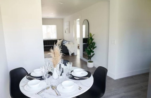 Modern New townhome in Everett