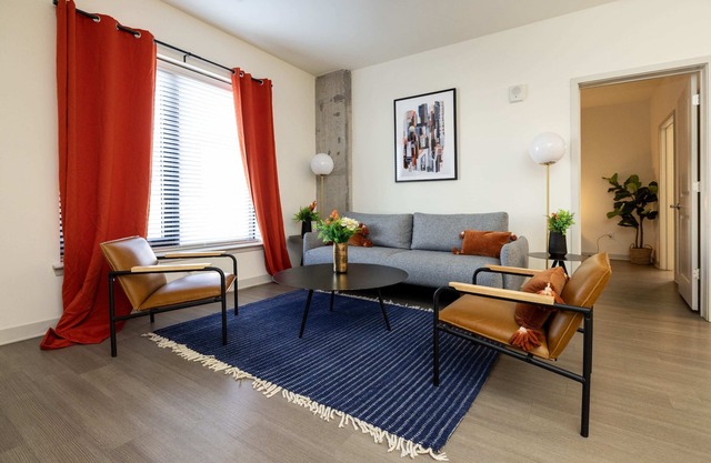 Modern Nulu 2BR CozySuites 03
