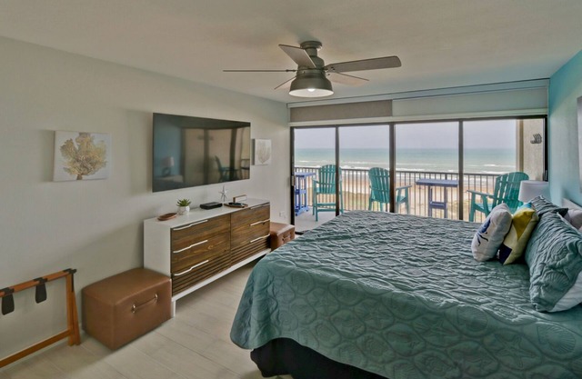 Modern Oceanfront condo for your Beach Getaway! Spectacular views!