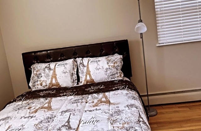 modern one bedroom; mins to Rutgers University