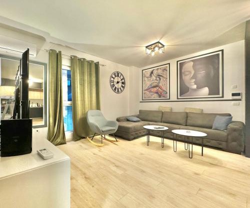 Modern One bedroom Apartment Budva
