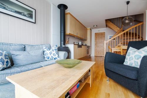 Modern Seahouse in Svolvær with stunning views!