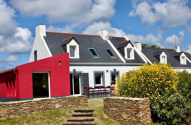 Modern Spacious Home Near Herlin Beach with Garden and Veranda