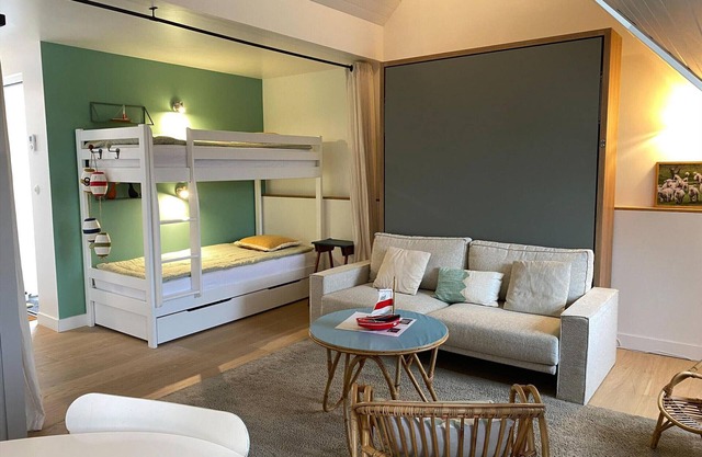 Modern studio in Sauzon with port view, wifi and made beds