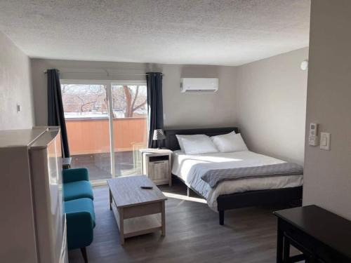 Modern Studio - Near Unm, Nob Hill And Downtown
