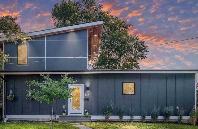 Modern Styled Home in Historic Annapolis Eastport Neighborhood