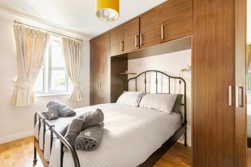 Modern Stylish Central Apt with free parking