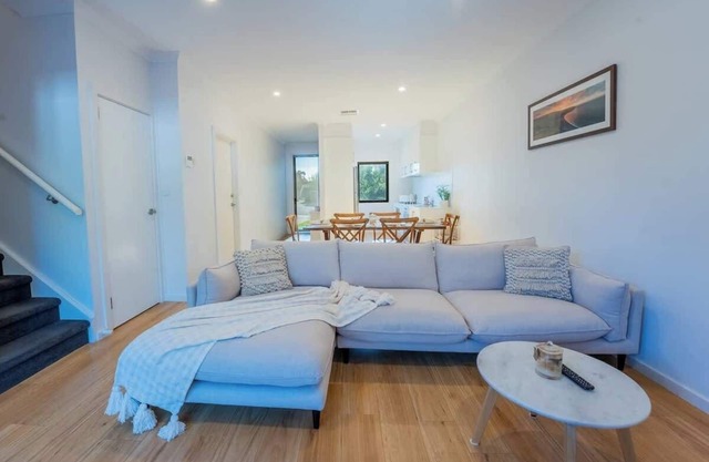 Modern Townhouse, Close to beach