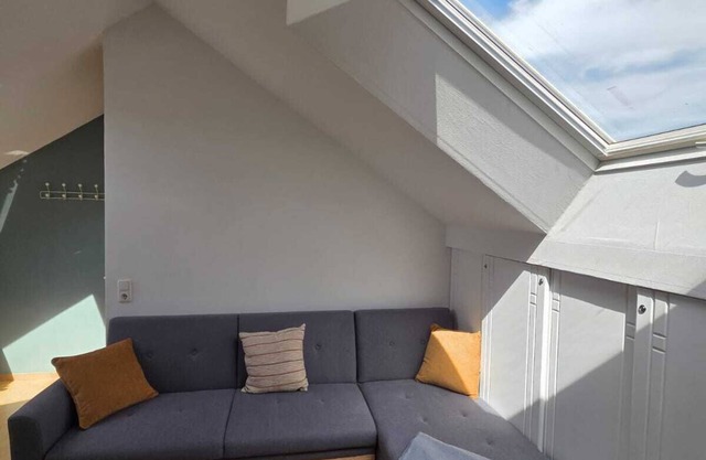 Modern vacation apartment in the countryside - lakes, cycle path & events nearby