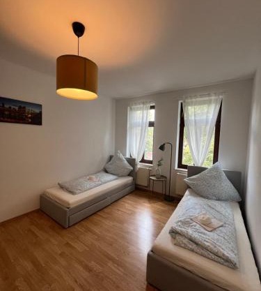 Moderne Citynahe Wohnung mit Parkmöglichkeiten