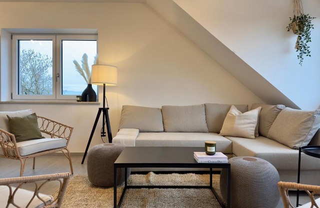 Moderne Wohnung mit Küche & Parkplatz Ausblick auf den bayerischen Wald