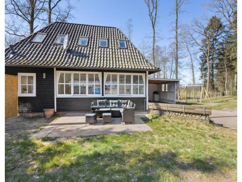Moderne Wohnung mit Terrasse