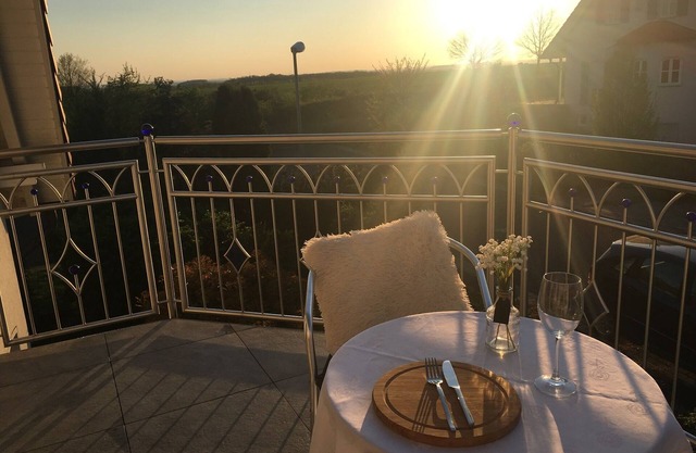 Modernes großzügiges Appartement mit Fußbodenheizung und Balkon