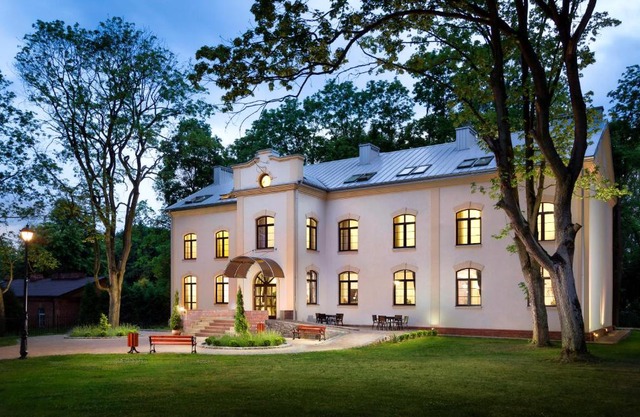 Modlin Palace