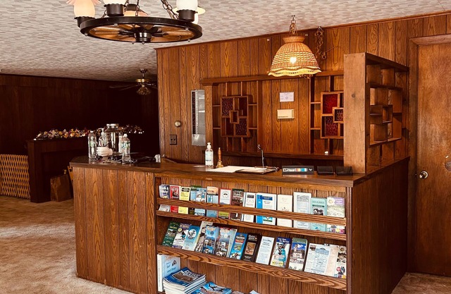 Mollyockett Motel & Swim Spa