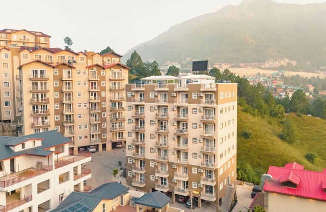 Montclair Ananta Elite Solan