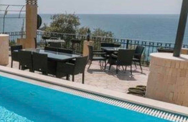 Monte Perla Residence