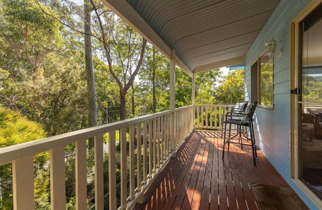 Montes Lake House