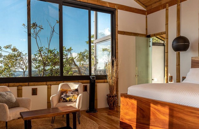 Monteverde Million Dollar View Eco-Villa